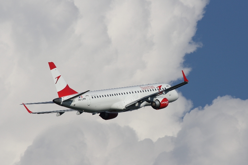 Austrian Airlines Embraer ERJ-195LR ; reg. OE-LWM; cn 19000542