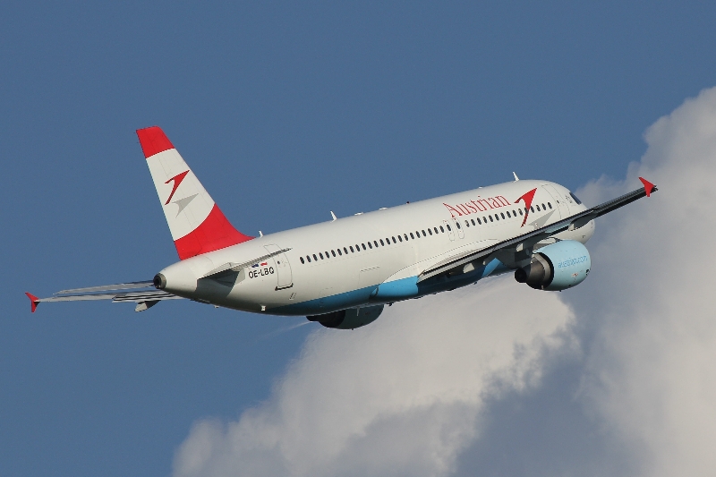 Austrian Airlines Airbus A320-214; reg. OE-LBQ; cn 1137