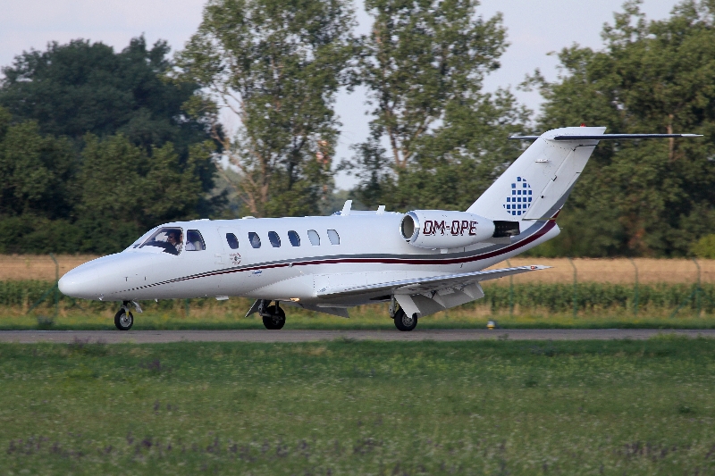 Opera jet Cessna Citation CJ2