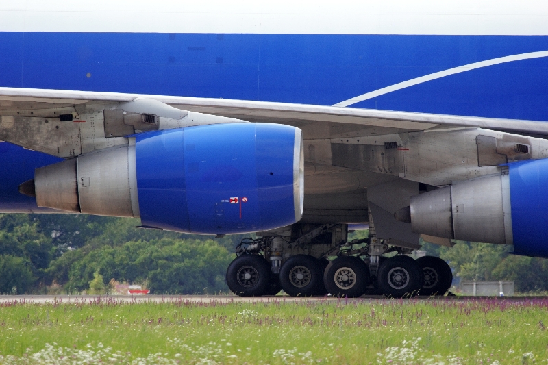 4L-MRK Kam Air Boeing 747-281F(SCD)