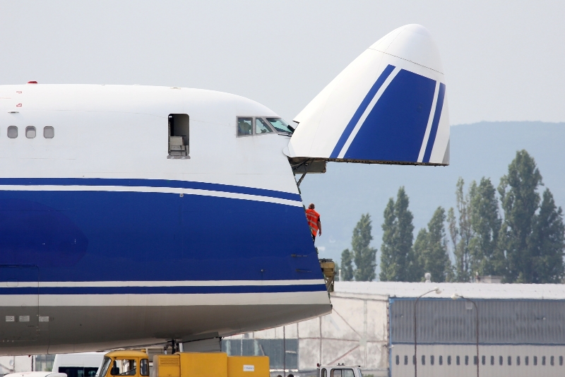 4L-MRK Kam Air Boeing 747-281F(SCD)